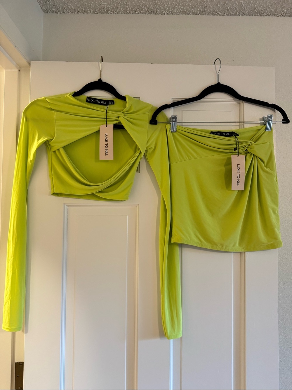 NEW Luxe to Kill Mini Skirt Crop Top SET Neon Yellow Green Crop Twist US 2/4 NWT